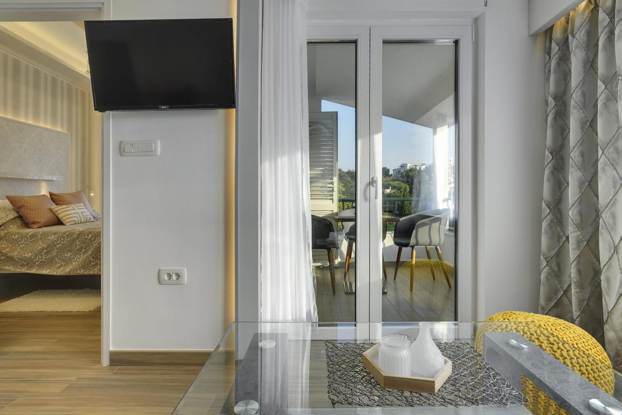 Apartments Zanetti 3 Pula Exterior photo
