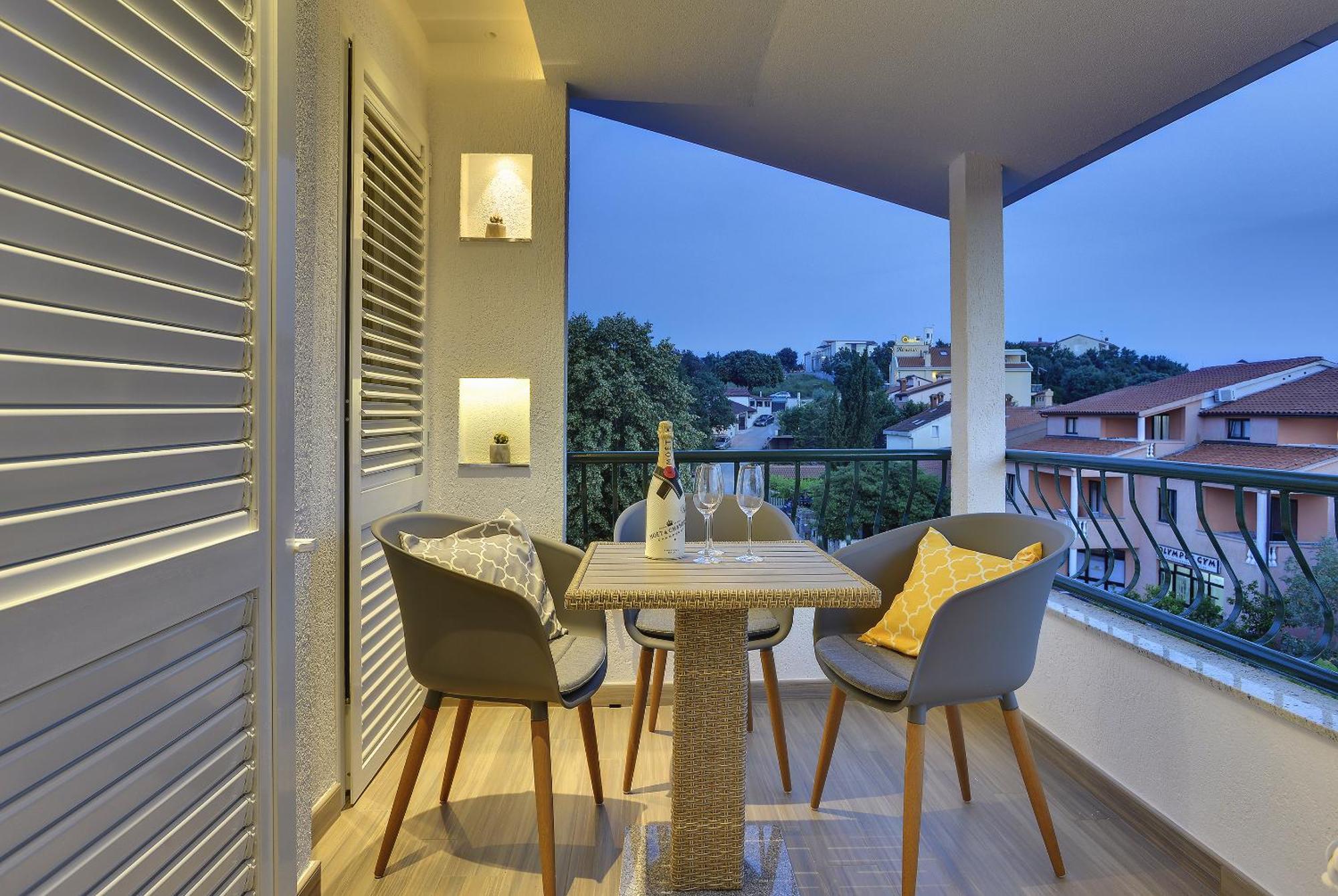 Apartments Zanetti 3 Pula Exterior photo
